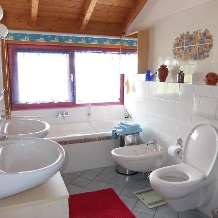 Blaues Haus - Maison Bleue Apartman *